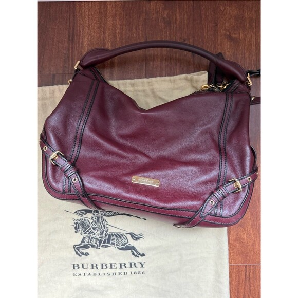 Burberry Handbags - Burberry 2013 Trench Leather Ledbury Convertible Hobo Shoulder Handbag Blood Red